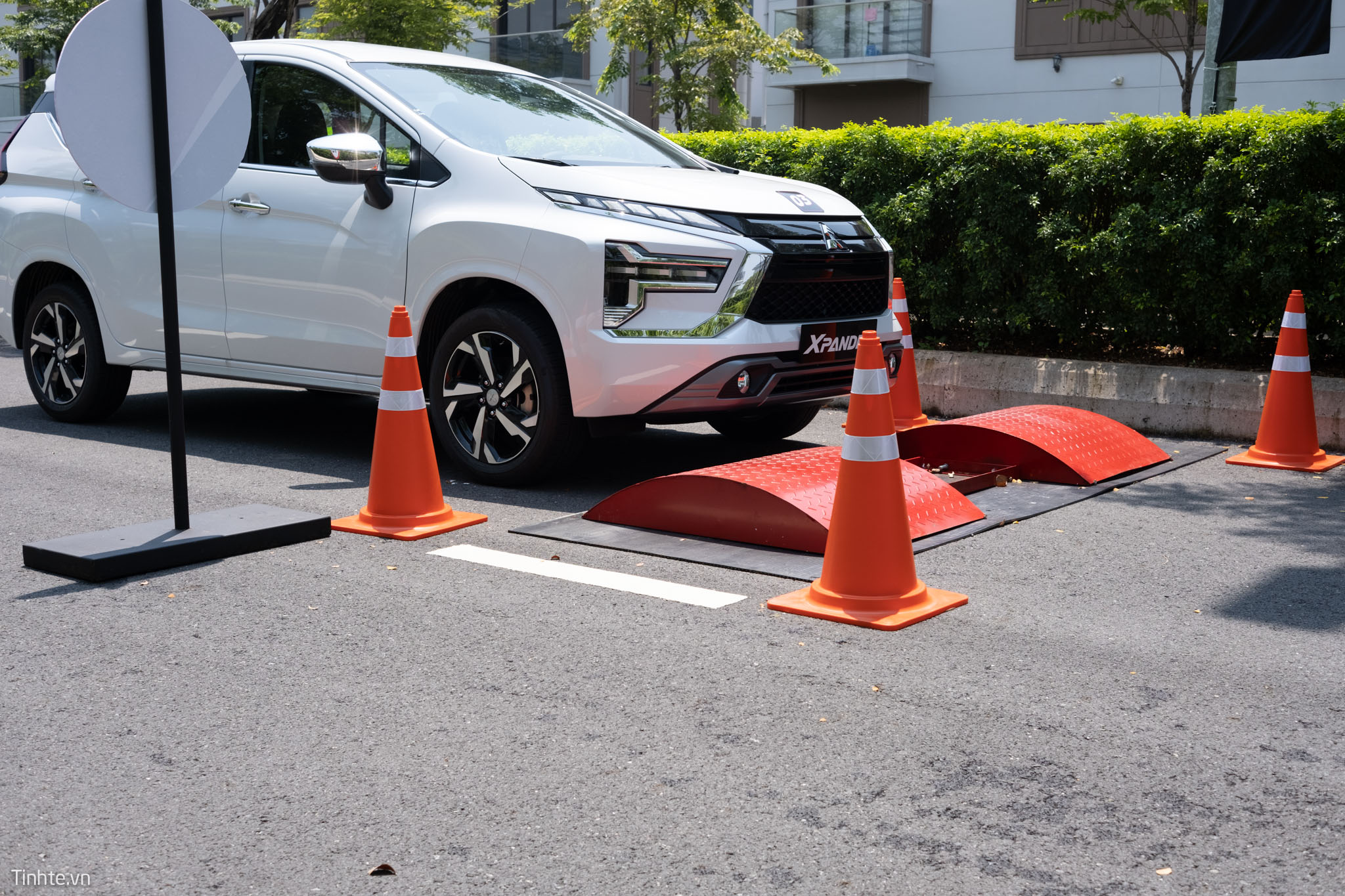 6020352 Tren Tay Mitsubishi Expander 2022 Moi Nang Cap Nhe Ngoai Hinh He Thong Treo Moi Tinhte 66