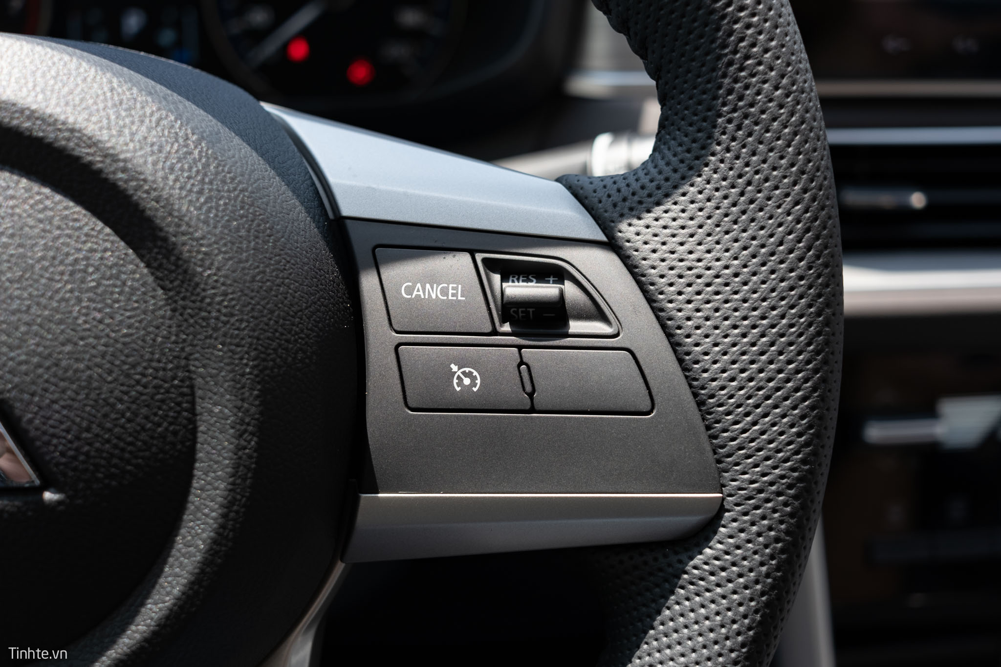 6020387 Tren Tay Mitsubishi Expander 2022 Moi Nang Cap Nhe Ngoai Hinh He Thong Treo Moi Tinhte 31