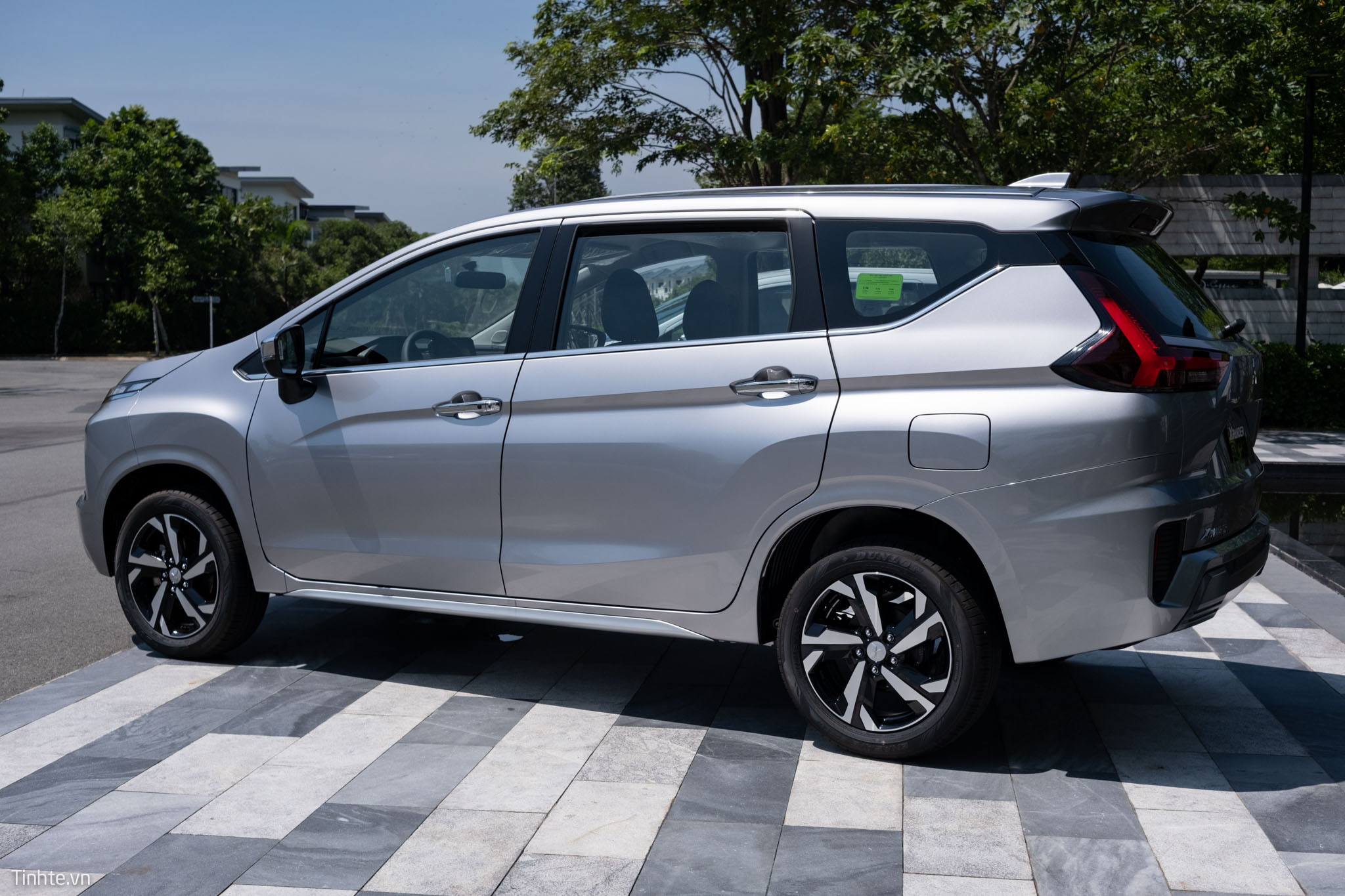 6020403 Tren Tay Mitsubishi Expander 2022 Moi Nang Cap Nhe Ngoai Hinh He Thong Treo Moi Tinhte 15