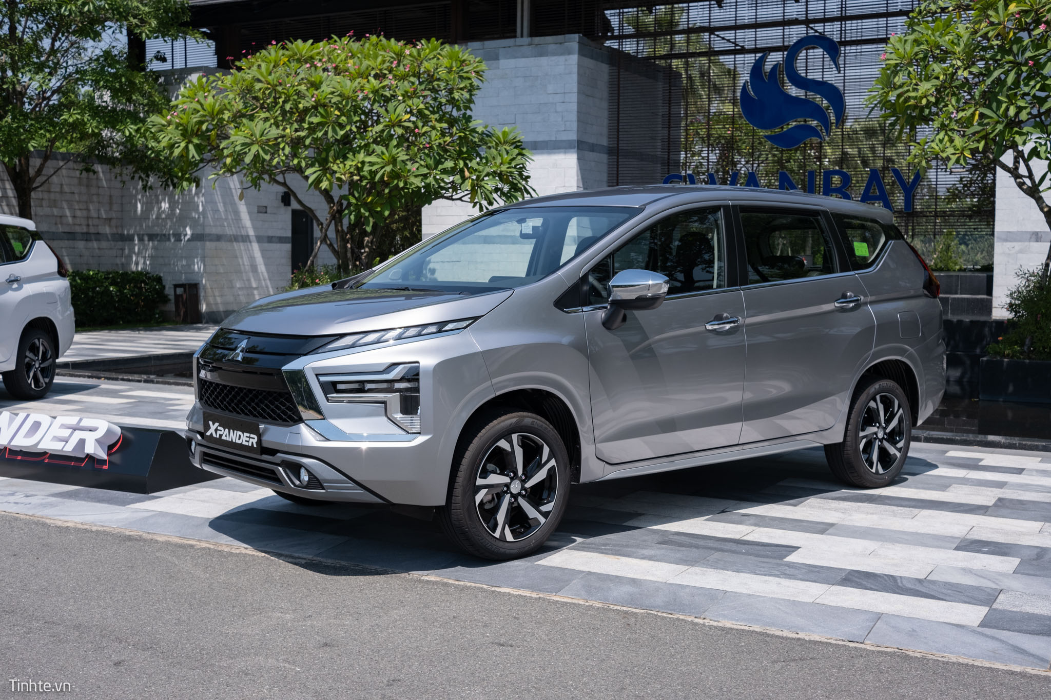 6020409 Tren Tay Mitsubishi Expander 2022 Moi Nang Cap Nhe Ngoai Hinh He Thong Treo Moi Tinhte 9
